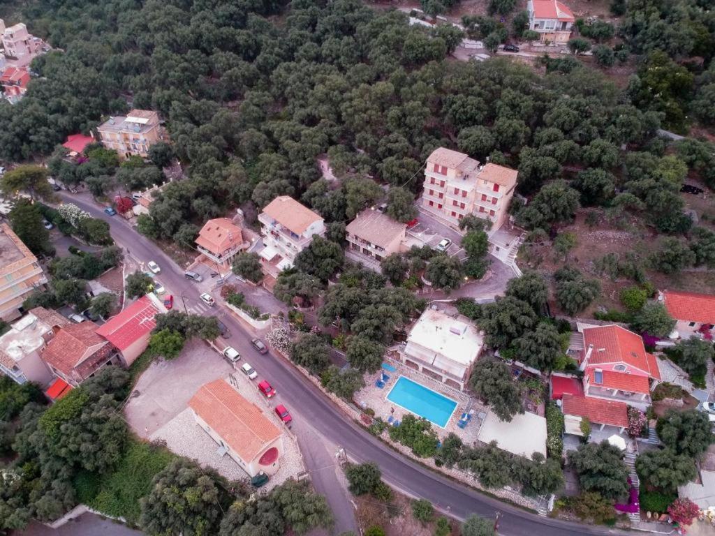 Paradisus Apartments Барбати Экстерьер фото