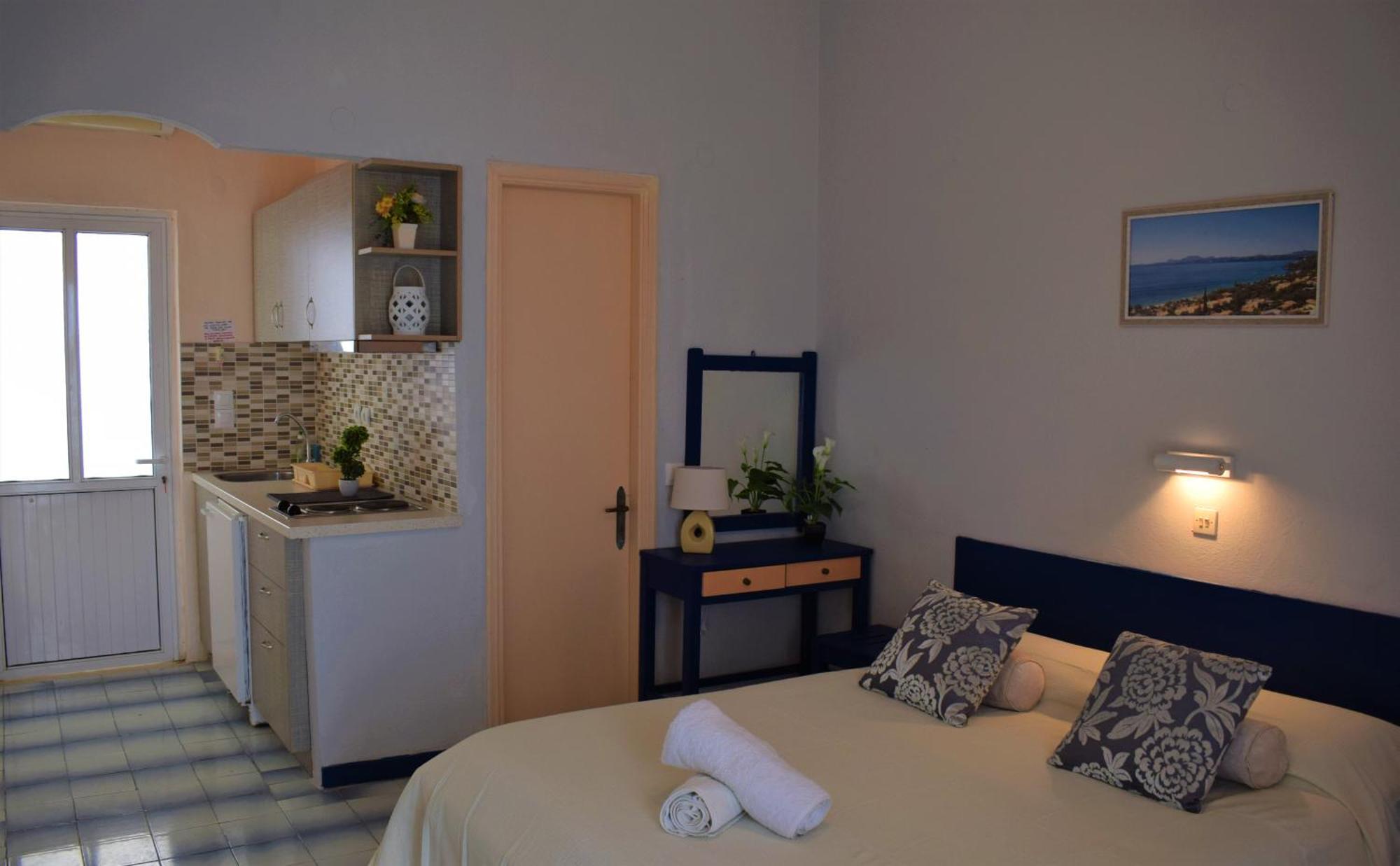 Paradisus Apartments Барбати Экстерьер фото